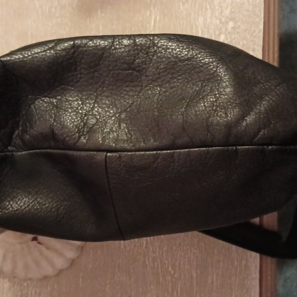 New not used B Makowsky leather bag. - Picture 4 of 15